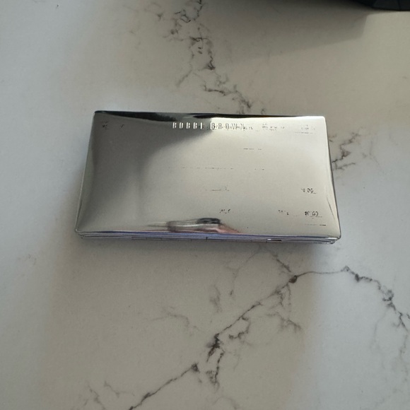 Bobby Brown Silver Travel Makeup Brush Set - Picture 7 of 10